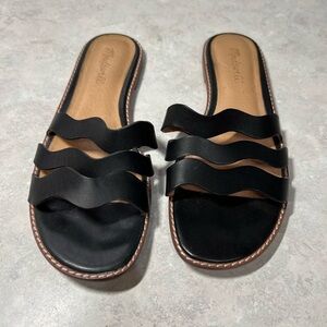 Maxwell Leather Black Flat Sandals Sz 8
